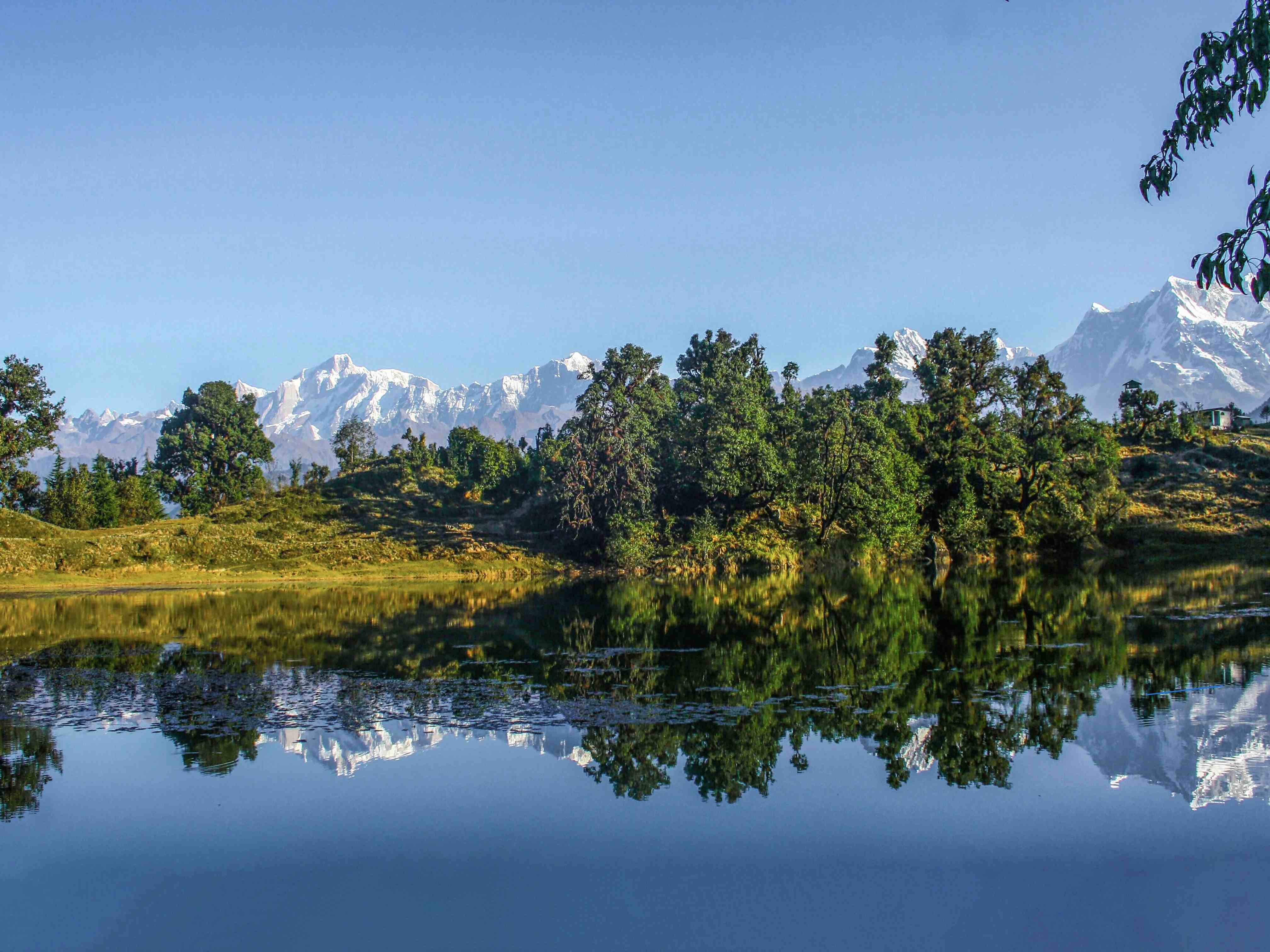 Reflection of Chaukhamba Peak in Deoriatal