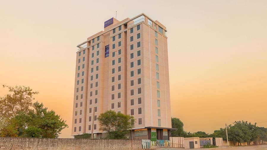 Clarks Inn Suites Jaipur