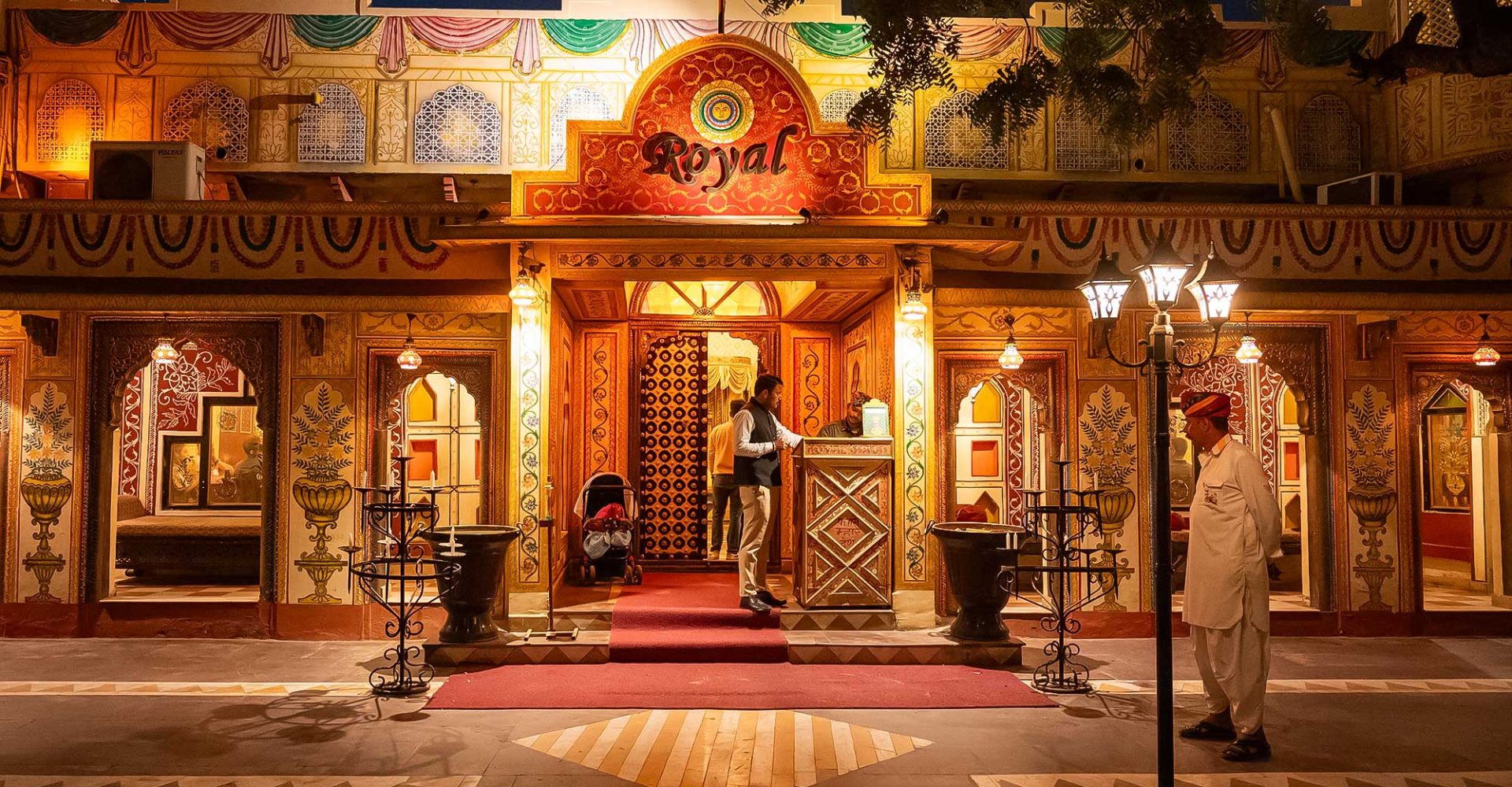 Jaipur Forts Tour with Jal Mahal & Birla Mandir
