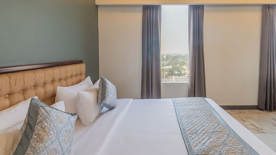 Clarks Inn Suites Jaipur