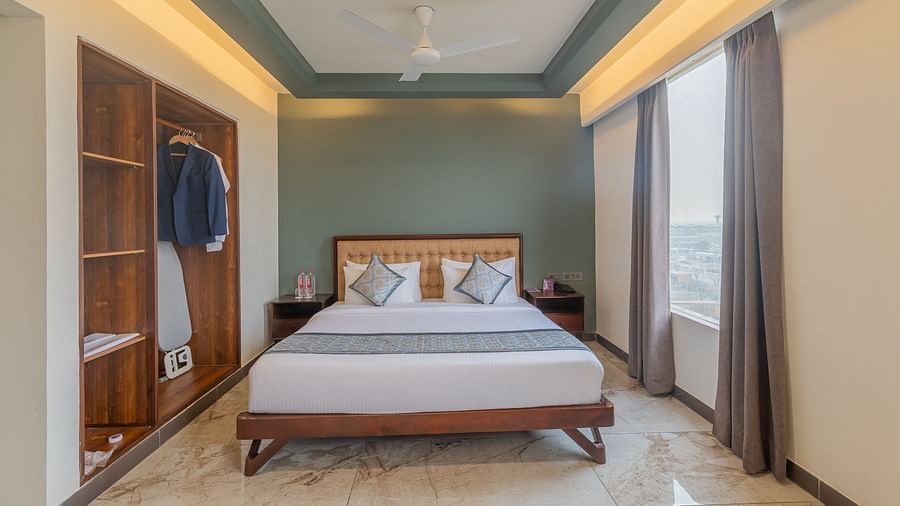 Clarks Inn Suites Jaipur