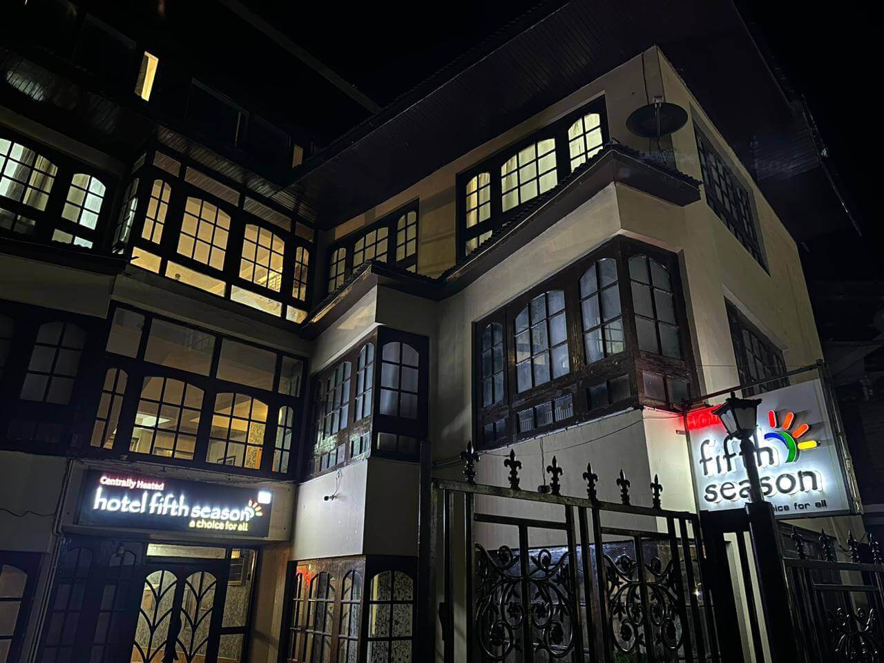 Hotel Fifth season