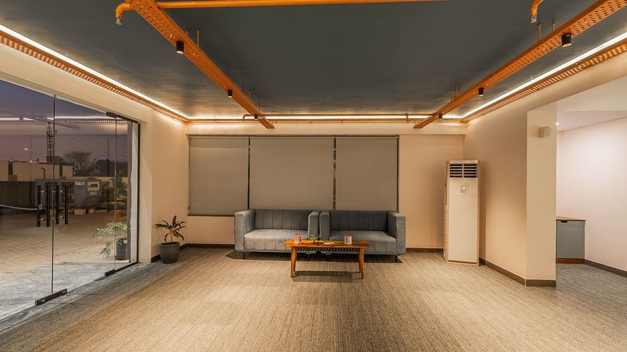 Clarks Inn Suites Jaipur
